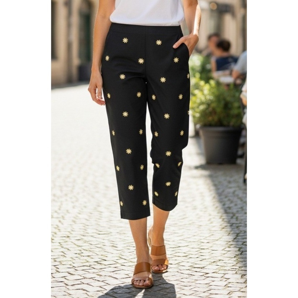 Talbots Petites Black Floral Embroidered Cropped Pants‎ Size 8 Curvy Embroidered